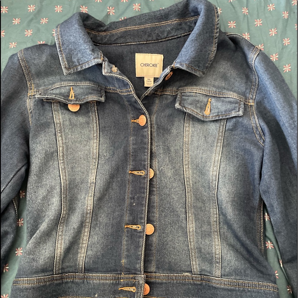 jean jacket // long sleeves